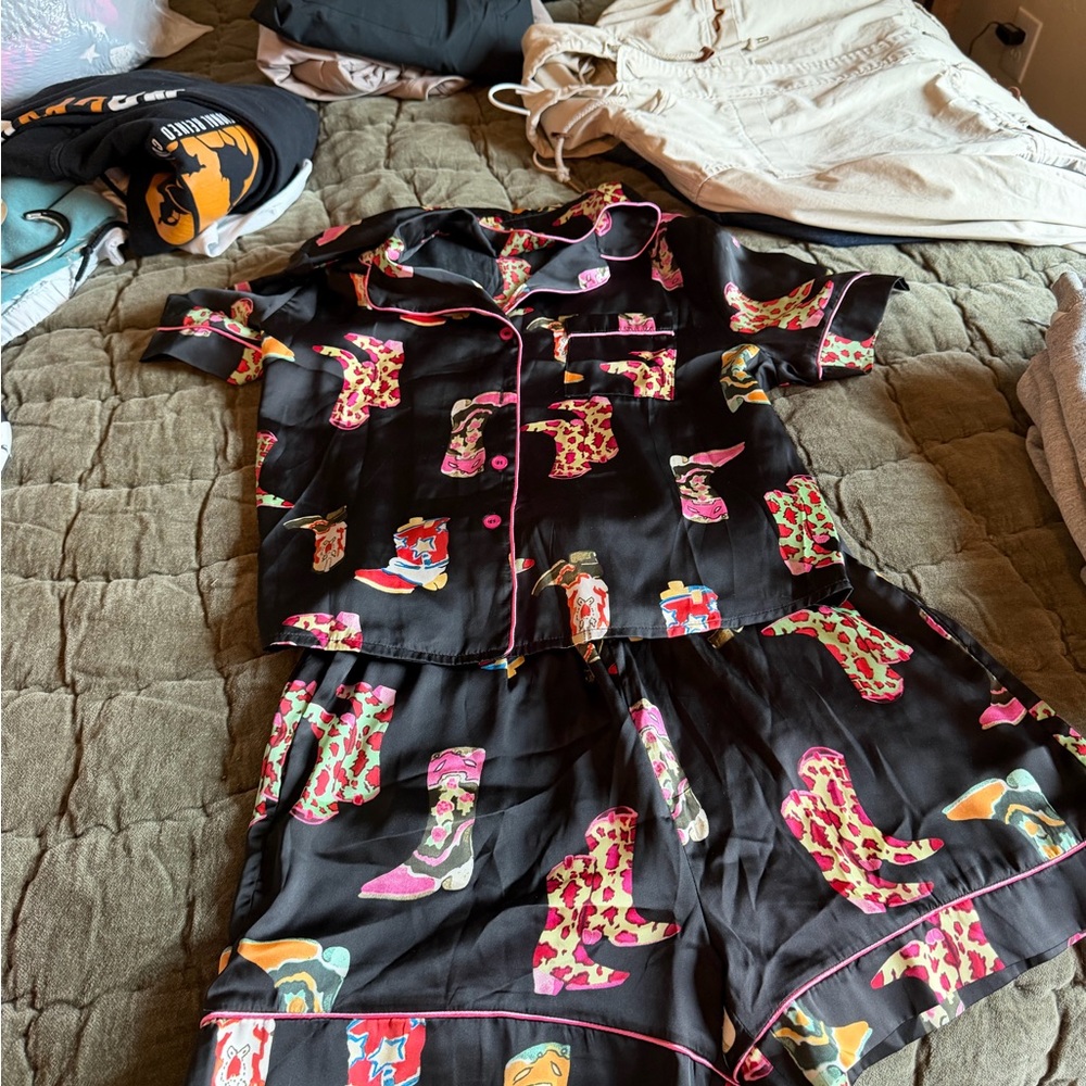 Women Cowboy Boot Print Pajamas